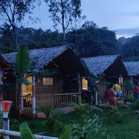 Island Vibes Hampi Guesthouse Exterior photo